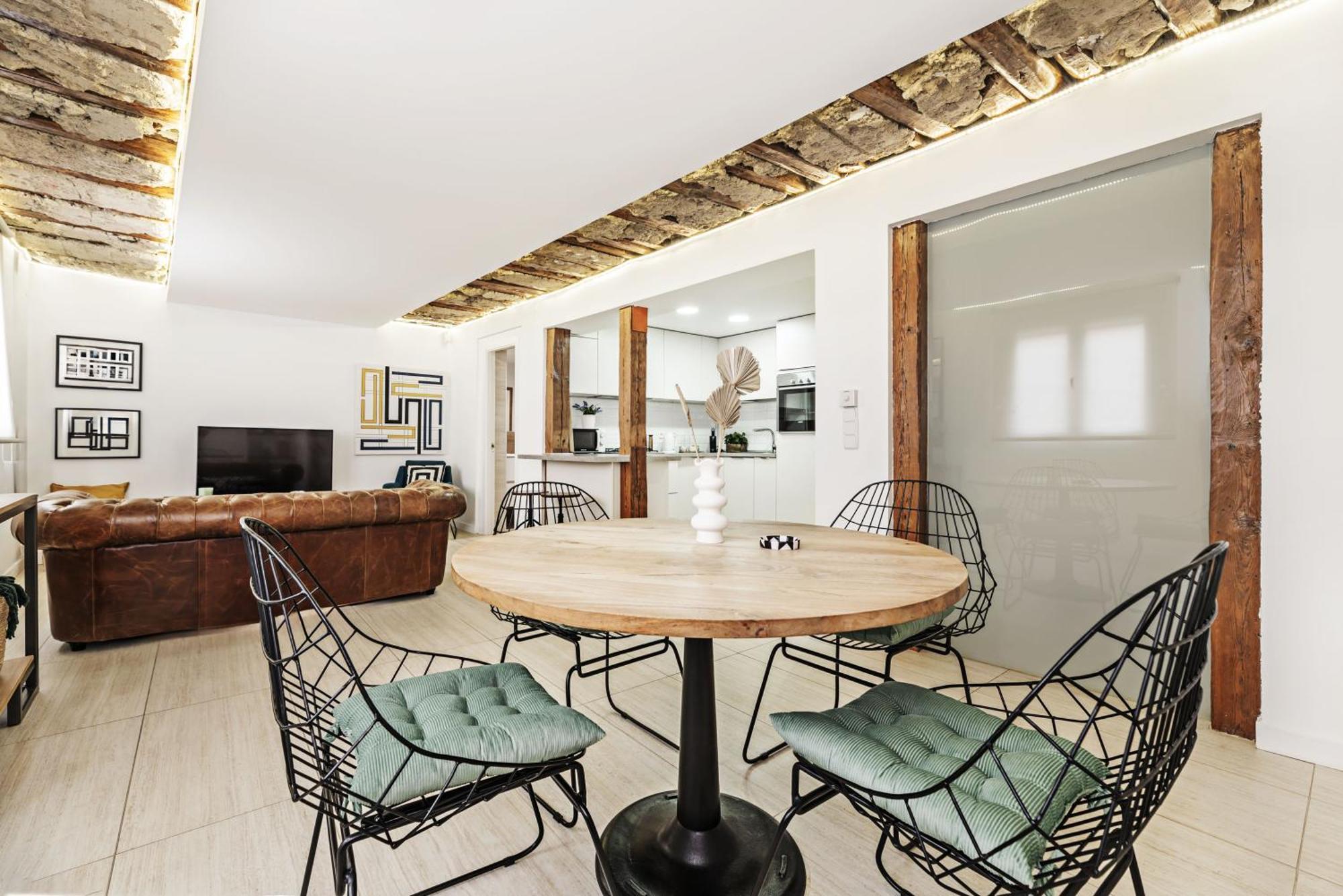 Coqueto Atico Apartment Madrid Exterior photo